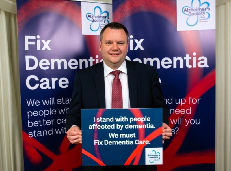 At the photo exhibition, ‘Dementia Care: The Crisis Behind Closed Doors’, Parliamentarians met with people affected by dementia to hear about how dementia has affected them and their families.