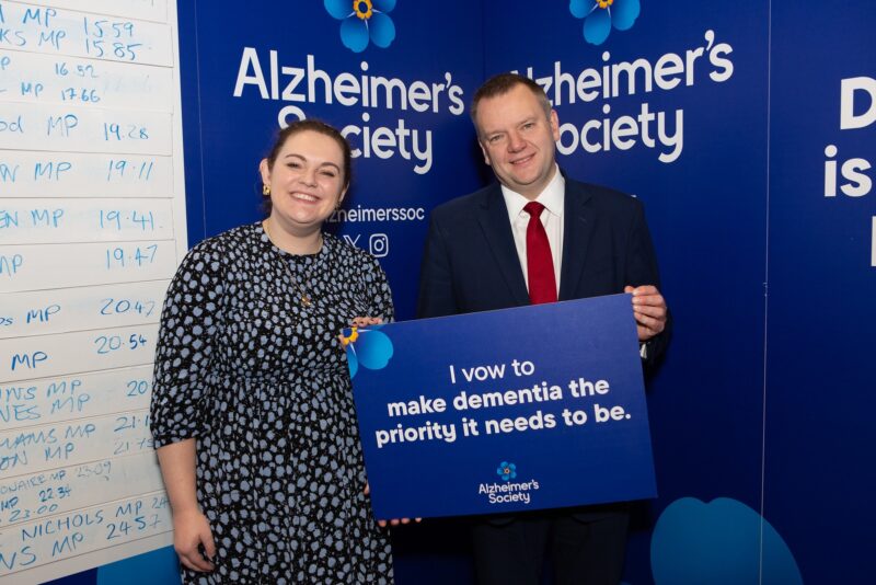 Nick Thomas-Symonds meeting Alzheimer