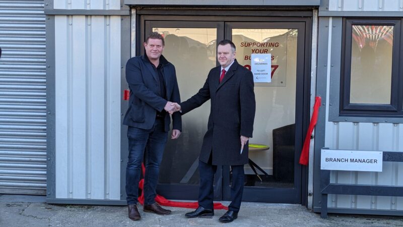 Nick Thomas-Symonds opens the new Rotamec facility alongside Simon Brooks, Rotamec Managing Director